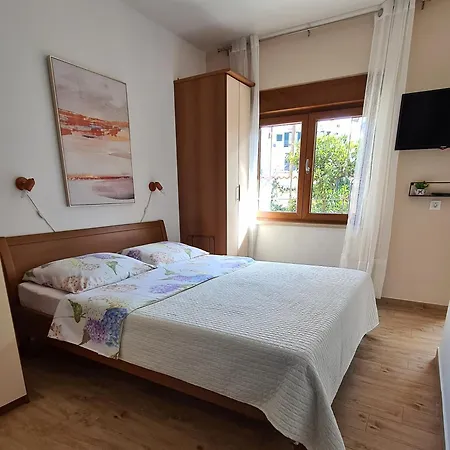 & Ivana Apartment *